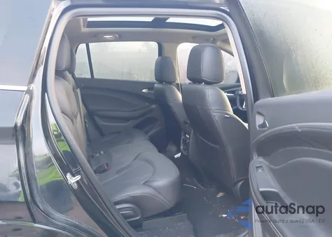 2018 Buick Envision Premium I z USA, uszkodzony, nr VIN LRBFX3SX8JD059503